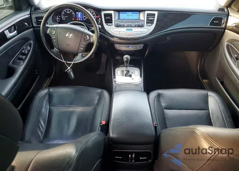 2013 Hyundai Genesis 3.8L z USA, uszkodzony, nr VIN KMHGC4DD4DU219452